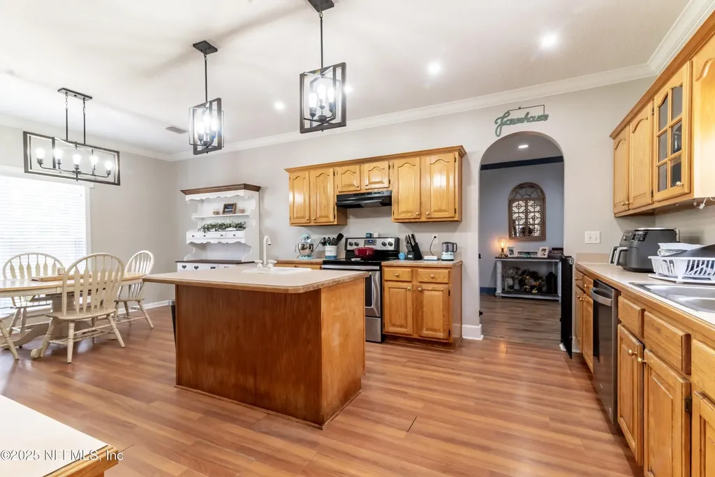 13561 Arnold Rhoden Road Glen St. Mary FL 32040