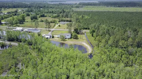 13561 Arnold Rhoden Road Glen St. Mary FL 32040