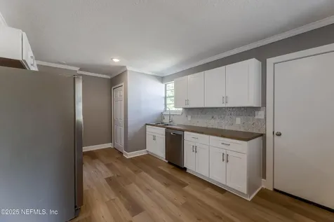 5239 Fremont Street Jacksonville FL 32210