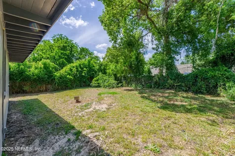 5239 Fremont Street Jacksonville FL 32210