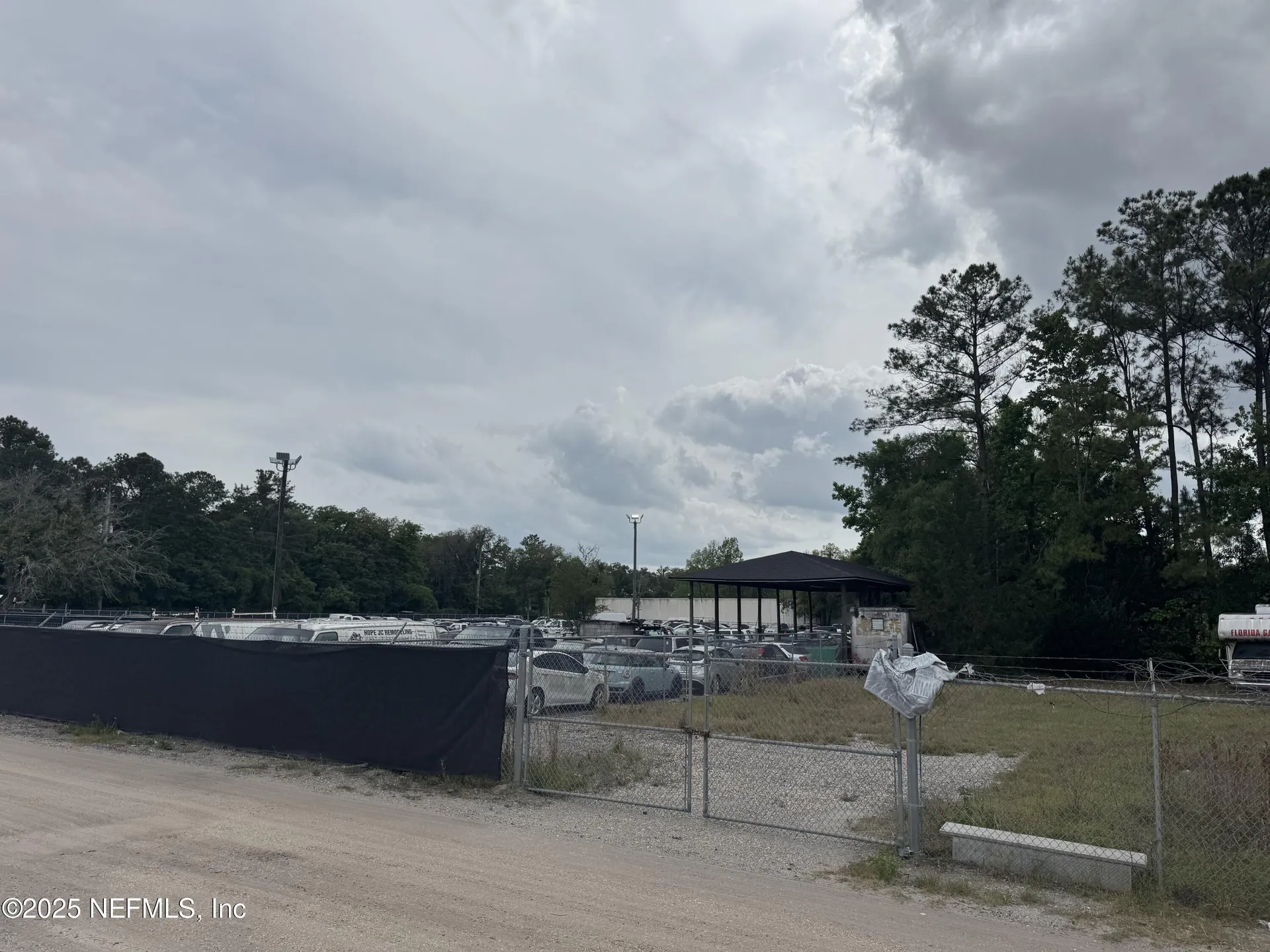 5515/5517 Shad Road Jacksonville FL 32257