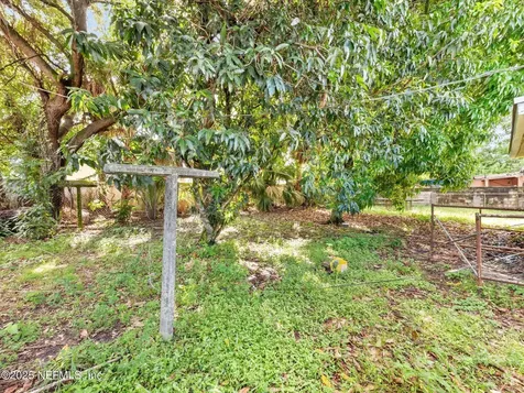 16815 NW 38th Court Miami FL 33054