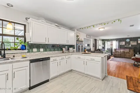 1752 Whitman Street Jacksonville FL 32210