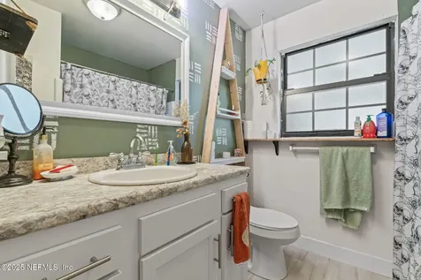 1752 Whitman Street Jacksonville FL 32210