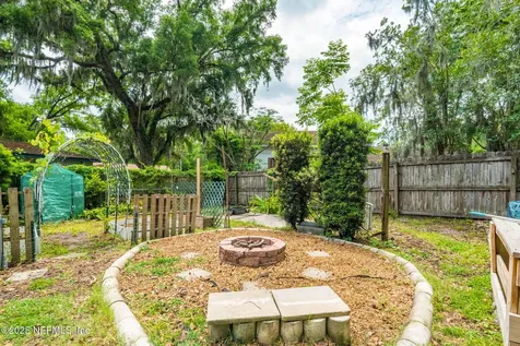 1752 Whitman Street Jacksonville FL 32210