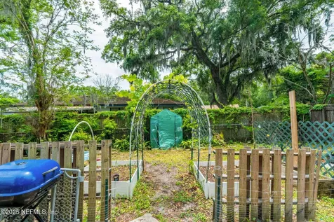1752 Whitman Street Jacksonville FL 32210