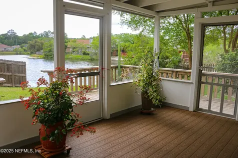 7589 Ginger Tea Trail W Jacksonville FL 32244