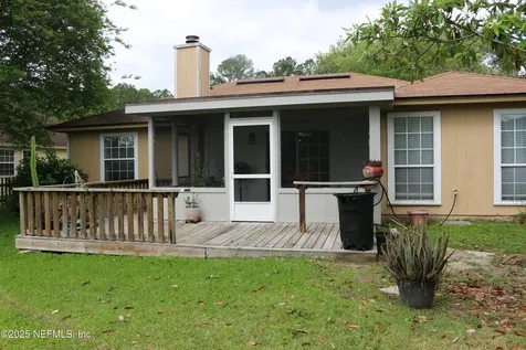 7589 Ginger Tea Trail W Jacksonville FL 32244