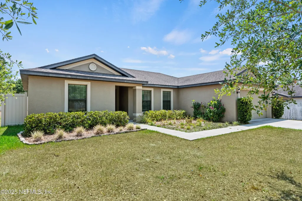 337 Southern Winds Boulevard Deland FL 32720