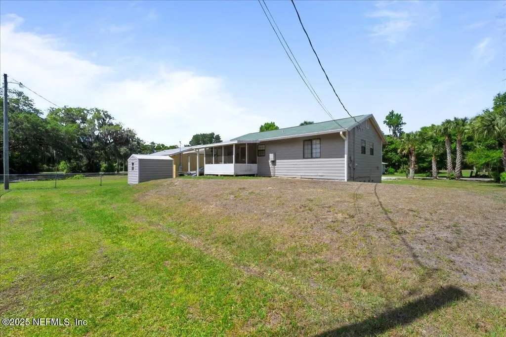210 Pine Street East Palatka FL 32131