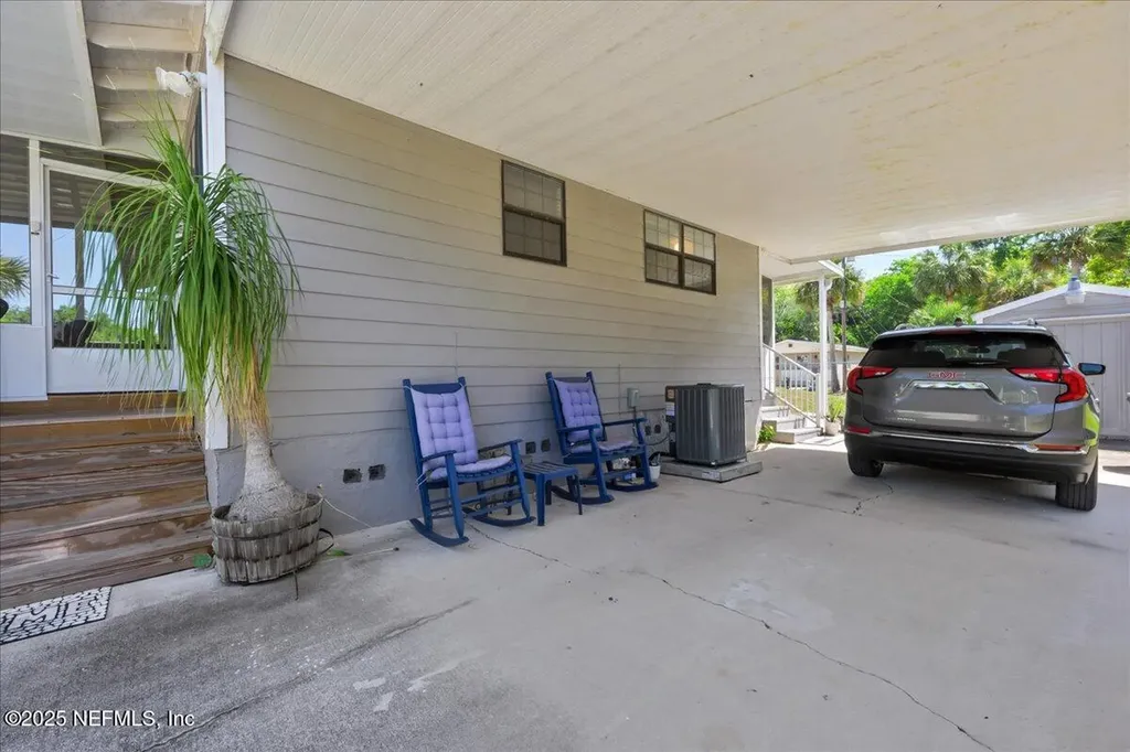 210 Pine Street East Palatka FL 32131