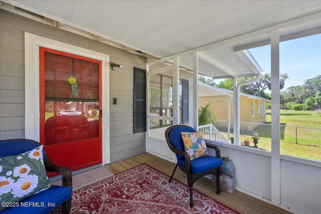 210 Pine Street East Palatka FL 32131