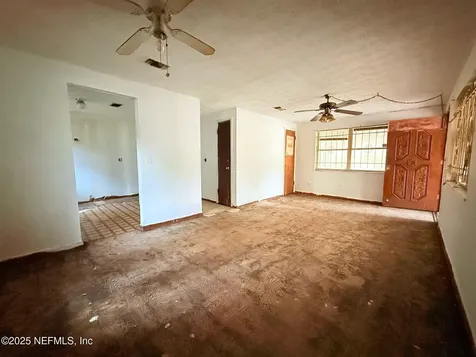 1811 W 13th Street Jacksonville FL 32209