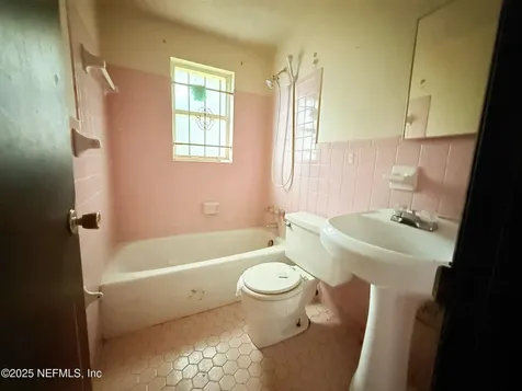 1811 W 13th Street Jacksonville FL 32209