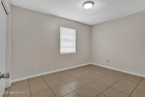 4986 Tan Street Jacksonville FL 32258