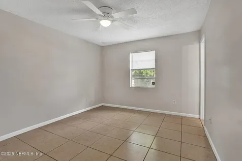 4986 Tan Street Jacksonville FL 32258