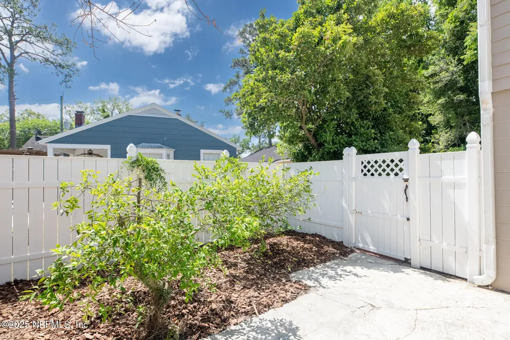 3774 Anderson Street Jacksonville FL 32205