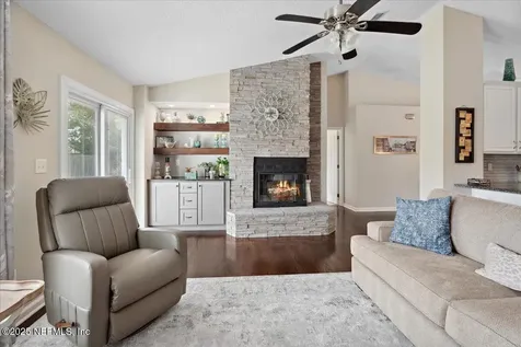 3883 Fairbanks Forest Drive Jacksonville FL 32223