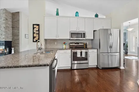 3883 Fairbanks Forest Drive Jacksonville FL 32223