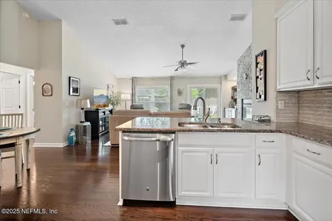 3883 Fairbanks Forest Drive Jacksonville FL 32223
