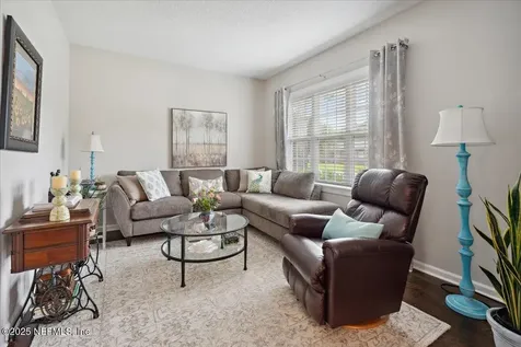 3883 Fairbanks Forest Drive Jacksonville FL 32223