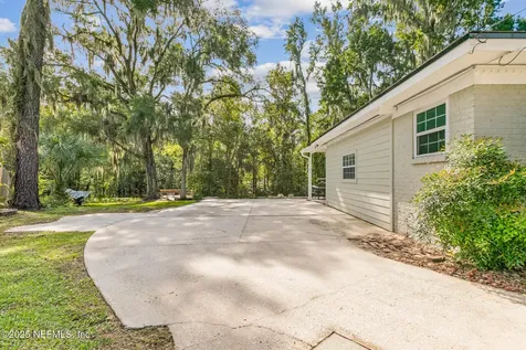 4356 Olde Pine Lane Jacksonville FL 32217
