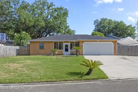 7713 Pepper Circle W Jacksonville FL 32244