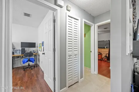 7713 Pepper Circle W Jacksonville FL 32244