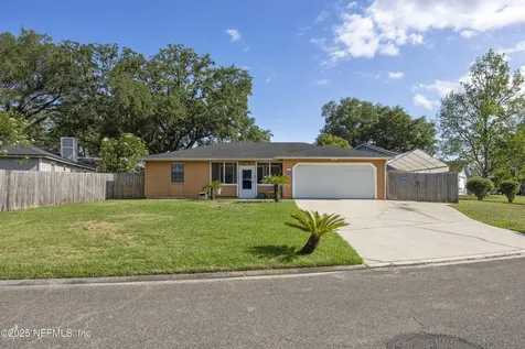 7713 Pepper Circle W Jacksonville FL 32244