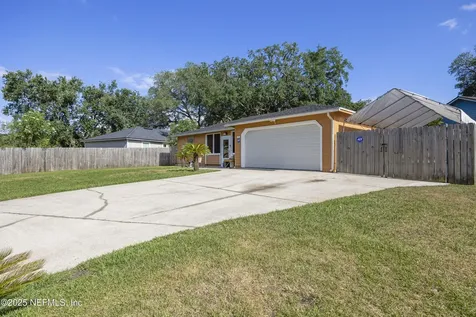 7713 Pepper Circle W Jacksonville FL 32244