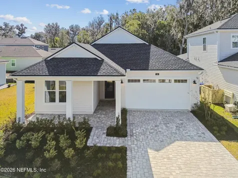 192 Oakmoss Drive St. Johns FL 32259