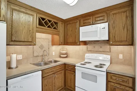 6918 Coleus Court Jacksonville FL 32244