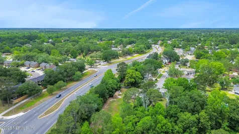 6918 Coleus Court Jacksonville FL 32244
