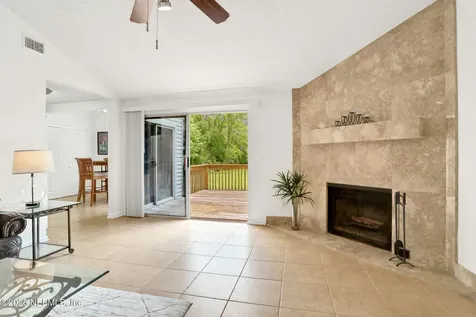 6918 Coleus Court Jacksonville FL 32244