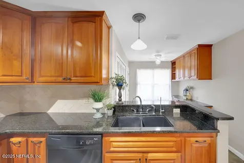 11537 Sweetwater Oaks Drive W Jacksonville FL 32223