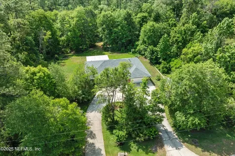 2717 Poinsettia Avenue Middleburg FL 32068