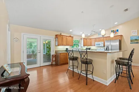 2717 Poinsettia Avenue Middleburg FL 32068