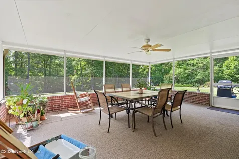 2717 Poinsettia Avenue Middleburg FL 32068