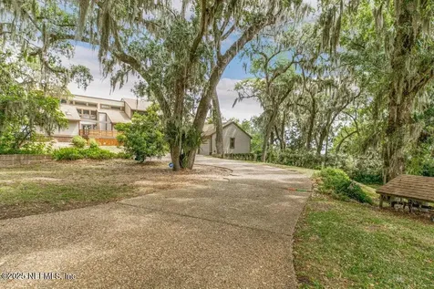 3947 Sarah Brooke Court Jacksonville FL 32277