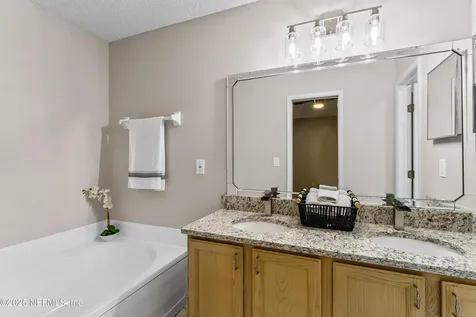 4734 Fireside Drive W Jacksonville FL 32210