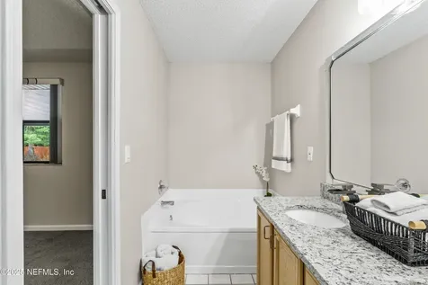4734 Fireside Drive W Jacksonville FL 32210