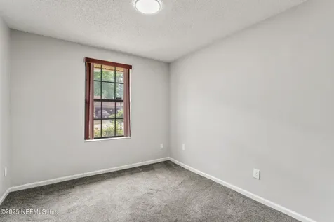 4734 Fireside Drive W Jacksonville FL 32210