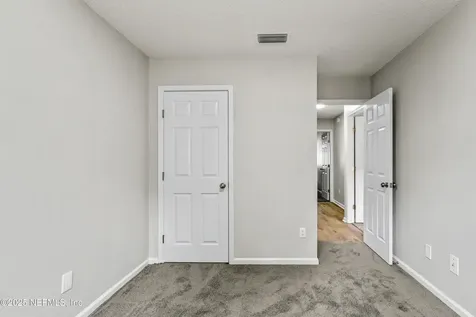 4734 Fireside Drive W Jacksonville FL 32210