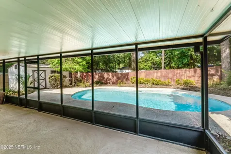 4734 Fireside Drive W Jacksonville FL 32210