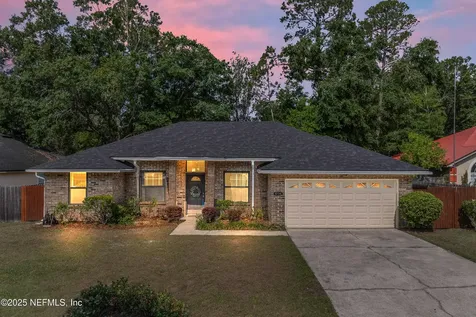 4734 Fireside Drive W Jacksonville FL 32210