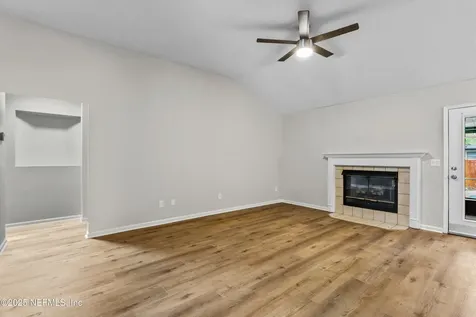 4734 Fireside Drive W Jacksonville FL 32210