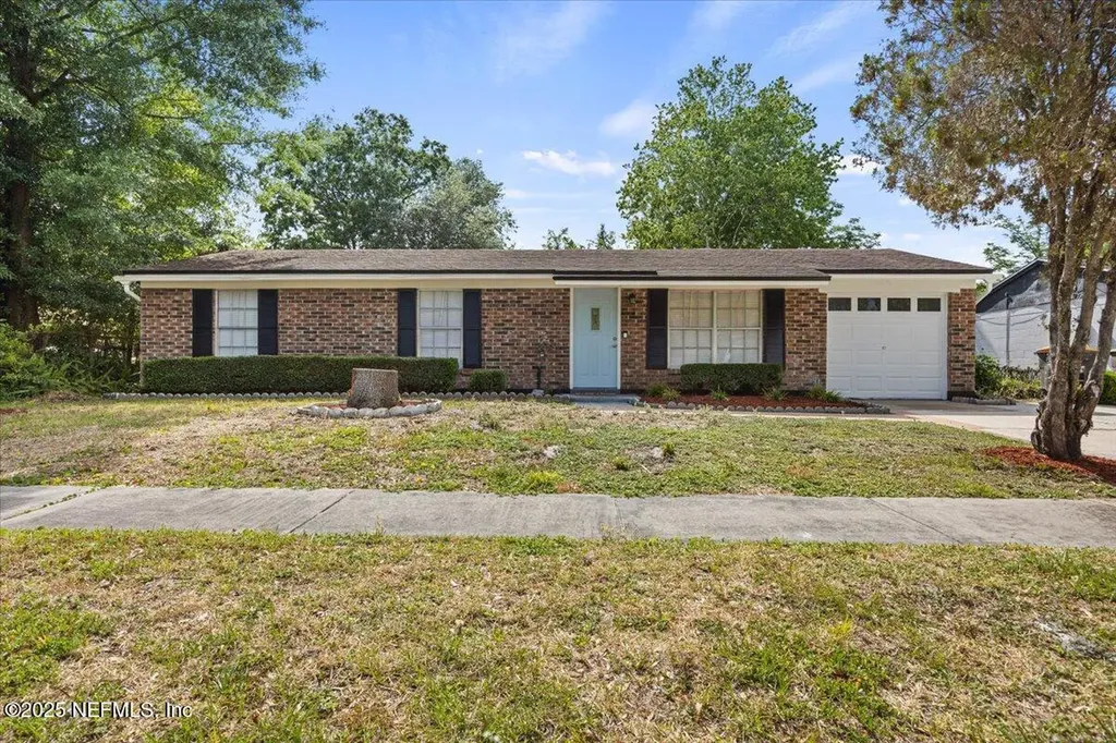 2650 Debbie Court Jacksonville FL 32210