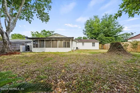 2650 Debbie Court Jacksonville FL 32210