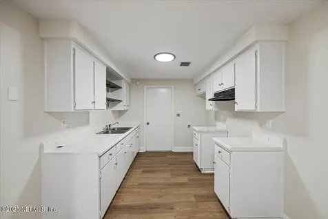 2650 Debbie Court Jacksonville FL 32210