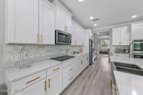 15839 Whitebark Drive Jacksonville FL 32218